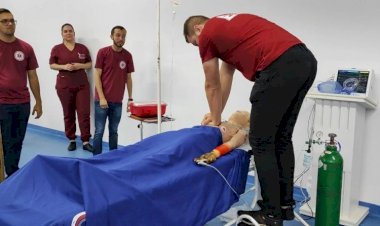 UCP realiza capacitação em urgência e emergência em Pedro Juan Caballero Centenas de pessoas já foram atendidas pela Unidade de Urgência e Emergência da UCP